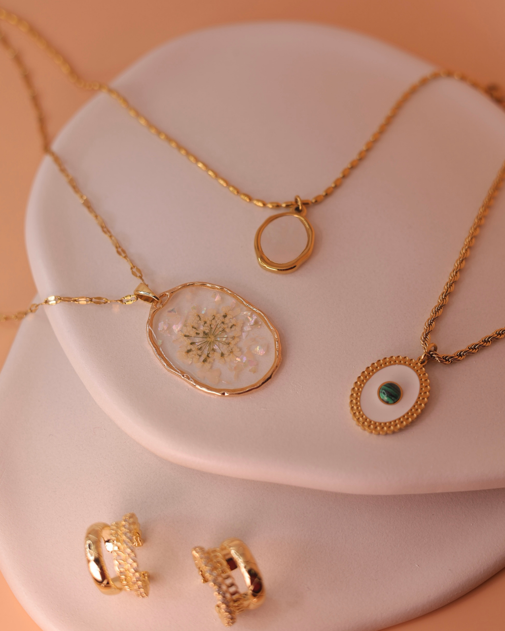 Bloom Medallion